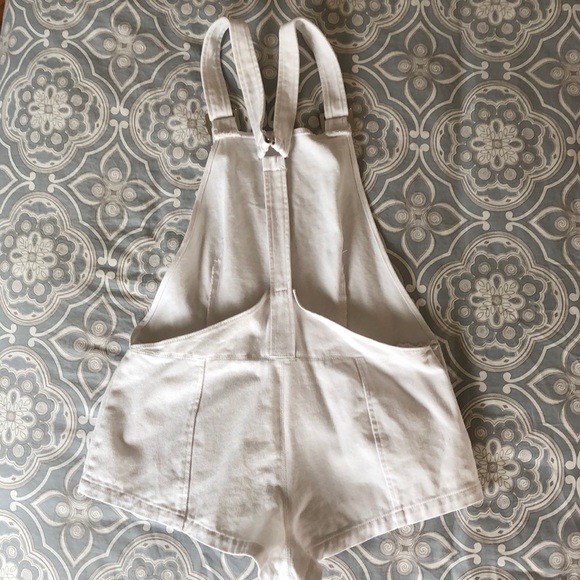 Style Stalker white denim overall shorts - Picture 2 of 4